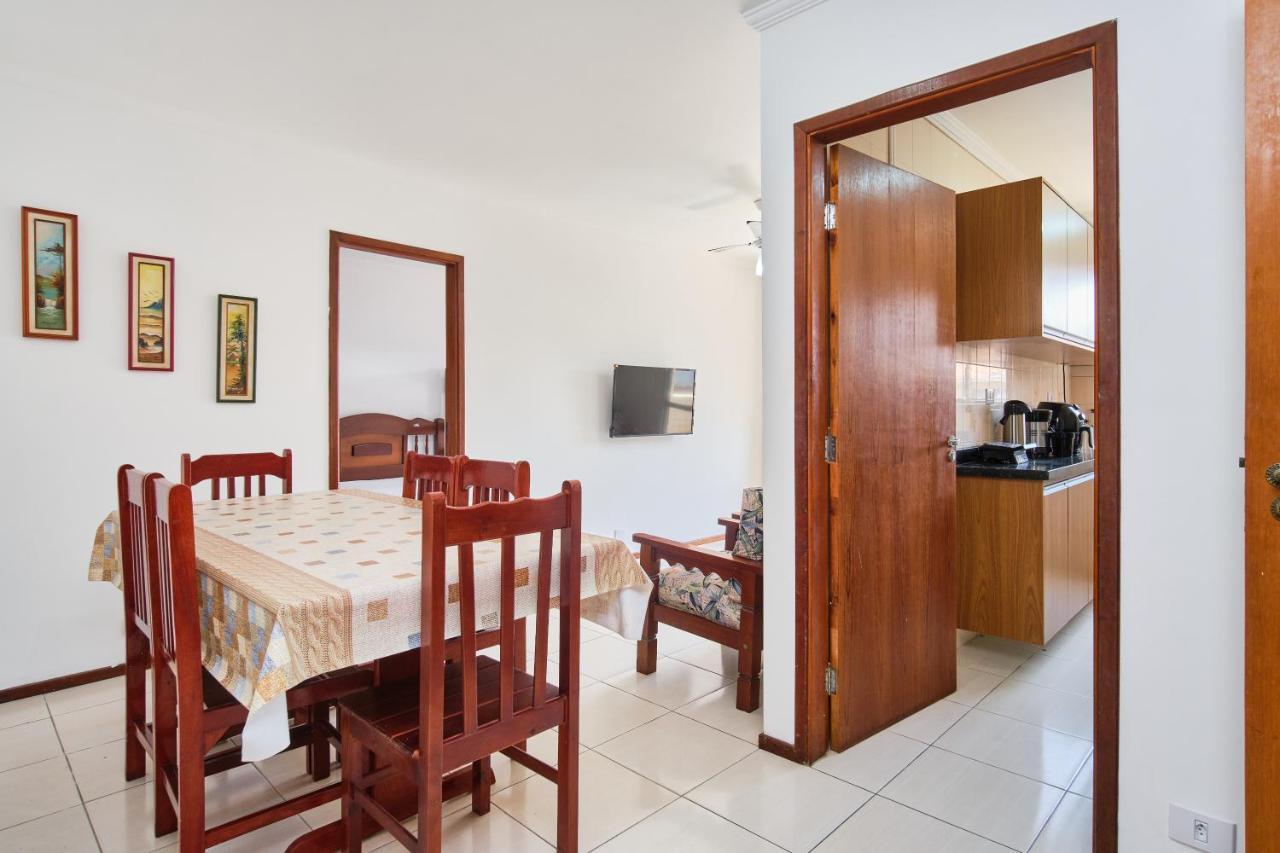 Apartamento A 100 Metros Da Praia, Bem Localizado, Com Ar Condicionado E Wi-Fi - 14 - Edificio Lenamar II 乌巴图巴 外观 照片
